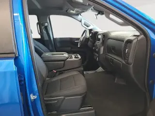 Chevrolet Silverado 1500 2023 4x4 Custom 4dr Crew Cab 5.8 ft. SB
