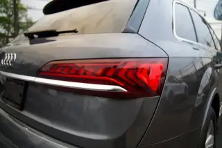 Audi Q7 2023 AWD quattro Premium 45 TFSI 4dr SUV