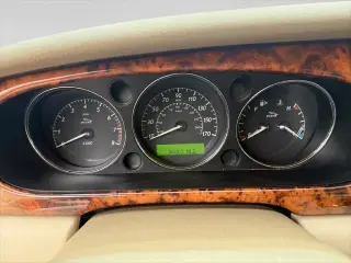 Jaguar XJ-Series 2004 XJ8 4dr Sedan