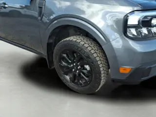Ford Maverick 2024 AWD Lariat 4dr Supercrew 4.5 ft. SB