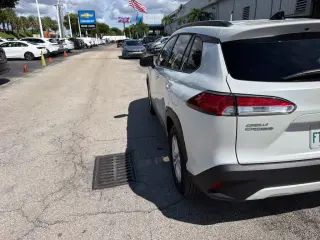 Toyota Corolla Cross 2025 LE 4dr Crossover