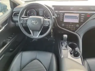 Toyota Camry 2020 SE 4dr Sedán