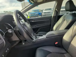 Toyota Camry 2020 SE 4dr Sedán