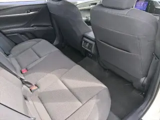 Toyota Camry 2025 LE 4dr Sedán