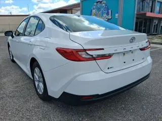 Toyota Camry 2025 LE 4dr Sedán