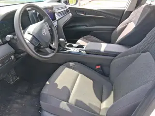 Toyota Camry 2025 LE 4dr Sedán