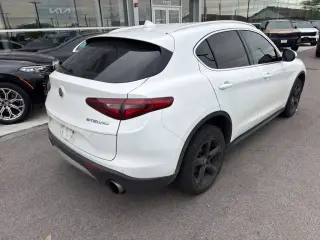 Alfa Romeo Stelvio 2019 AWD Base 4puertas Crossovér