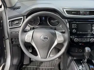 Nissan Rogue 2015 AWD SV 4dr Crossover