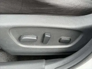 Nissan Rogue 2015 AWD SV 4dr Crossover