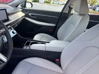 Hyundai SONATA Hybrid 2025 Limited 4dr Sedán