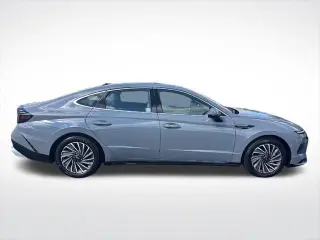 Hyundai SONATA Hybrid 2025 Limited 4dr Sedán