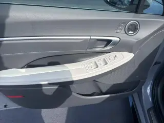Hyundai SONATA Hybrid 2025 Limited 4dr Sedán
