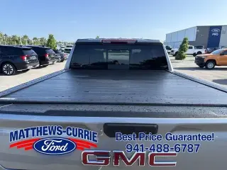GMC Sierra 1500 2024 4x4 SLT 4dr Crew Cab 5.8 ft. SB