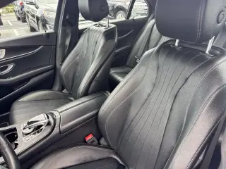 Mercedes-Benz Clase E 2019 E 300 4dr Sedán