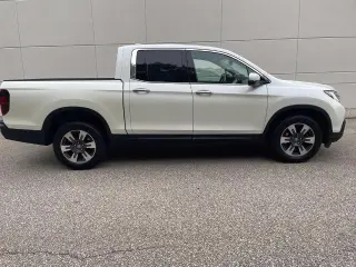 Honda Ridgeline 2017 AWD RTL-E 4dr Crew Cab 5.3 ft. SB