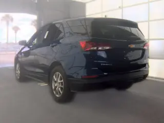 Chevrolet Equinox 2022 4x4 LS 4dr SUV w/1LS
