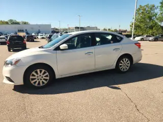 Nissan Sentra 2019 S sedán 4 puertas 6M