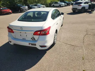 Nissan Sentra 2019 S sedán 4 puertas 6M