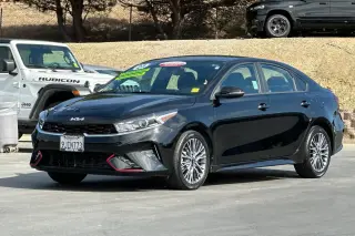 Kia Forte 2023 GT-Line 4dr Sedán