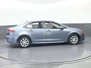 Toyota Corolla 2024 LE 4dr Sedán