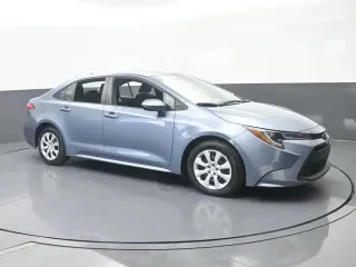 Toyota Corolla 2024 LE 4dr Sedán
