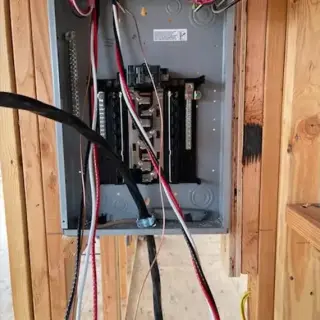 ⚡ Electricista Profesional en California