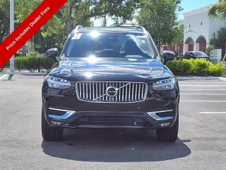 Volvo XC90 2024 4x4 B6 Plus Bright Theme 7-Pasajeros 4p SUV