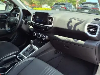 Hyundai VENUE 2023 Limitada 4p Crossover