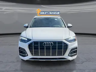 Audi Q5 2023 AWD quattro Premium 40 TFSI 4p SUV