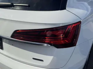 Audi Q5 2023 AWD quattro Premium 40 TFSI 4p SUV