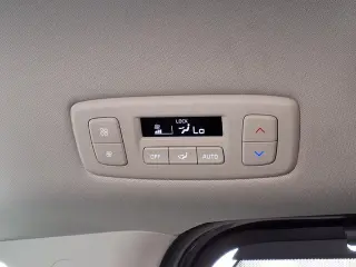 Kia Carnival Híbrido 2025 EX 4p Minivan