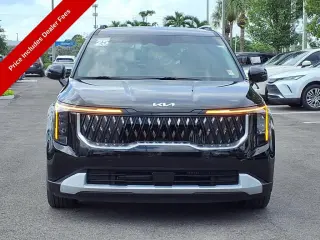 Kia Carnival Híbrido 2025 EX 4p Minivan