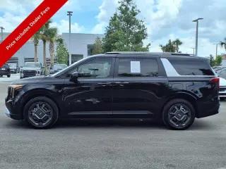 Kia Carnival Híbrido 2025 EX 4p Minivan