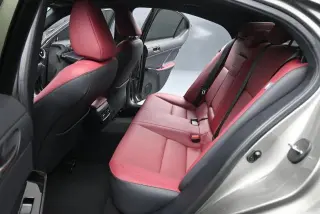 Lexus IS 300 2021 4dr Sedán