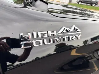 Chevrolet Silverado 1500 2021 4x4 High Country 4p. Cabina Tripla 5.8 ft. CB