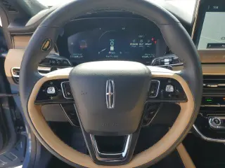 Lincoln Corsair 2023 AWD Reserve 4dr SUV