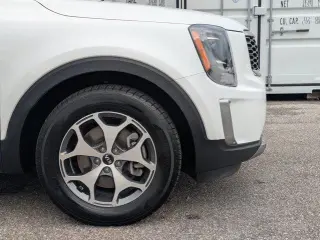 Kia Telluride 2020 EX 4dr SUV