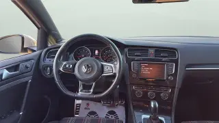 Volkswagen Golf GTI 2017 S 4p Hatchback 6A