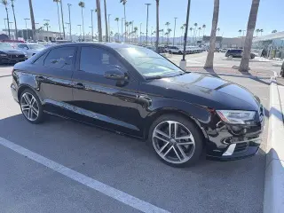 Audi A3 2017 2.0T Premium sedán de 4 puertas