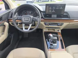 Audi Q5 2023 AWD quattro S line Premium 45 TFSI 4dr SUV
