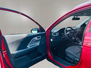 Kia Niro 2017 LX 4p Crossover