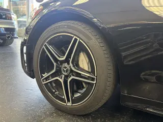 Mercedes-Benz Clase C 2023 AWD C 300 4MATIC 2p Coupé