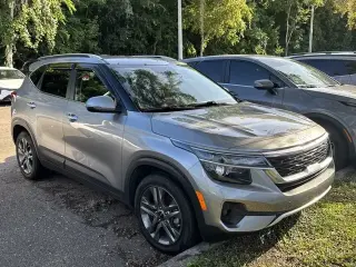 Kia Seltos 2023 S 4p SUV