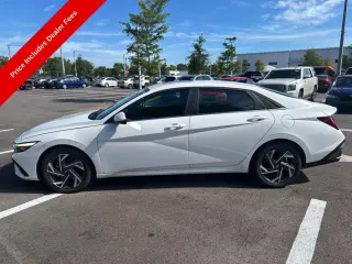 Hyundai ELANTRA 2025 SEL Conveniencia 4p Sedan