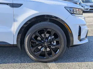 Kia Sorento 2023 SX 4dr SUV