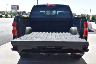 GMC Sierra 1500 2015 4x4 Denali 4p Puerta de Tripulacion 5.8 ft. CB