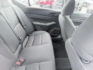 Nissan Altima 2025 2.5 SV, sedán de 4 puertas