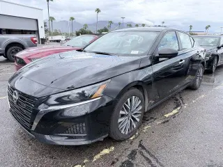Nissan Altima 2025 2.5 SV, sedán de 4 puertas
