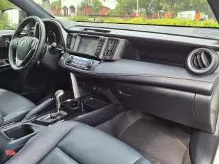 Toyota RAV4 2018 SE 4dr SUV