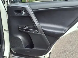 Toyota RAV4 2018 SE 4dr SUV